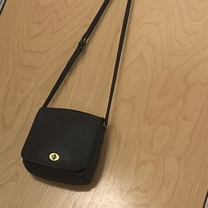 Vintage Coach Companion Flap Crossbody Purse Legacy Black Leather 9076 Turnlock